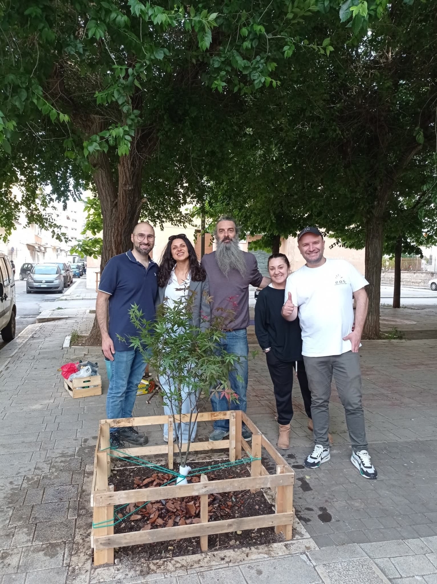 COSTRUIRE UNA RETE DI CITTADINANZA ATTIVA: IL SOSTEGNO AL GRUPPO RADICAMENTI